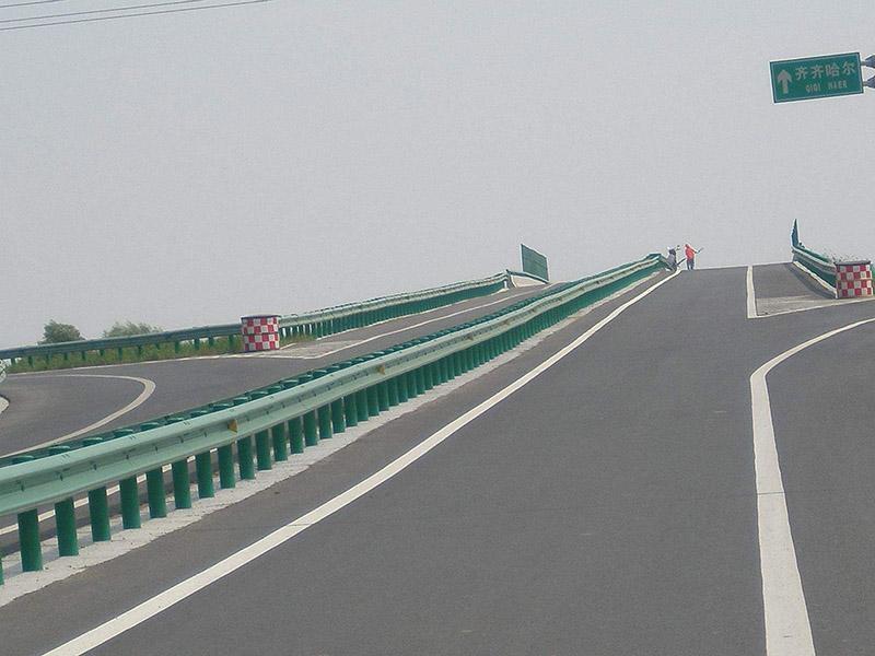 北京高速護欄板