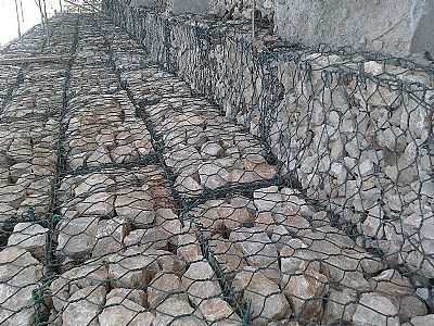 浙江石籠網防護結構擋墻加強防護作用